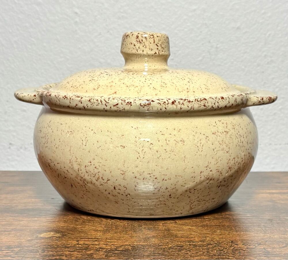 Vtg Monmouth Pottery Bean Pot Casserole Brown Speckled Stoneware Maple Leaf 2 Qt